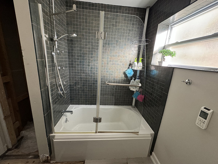 Bathroom remodeled by ADS Building and Remodeling - Before