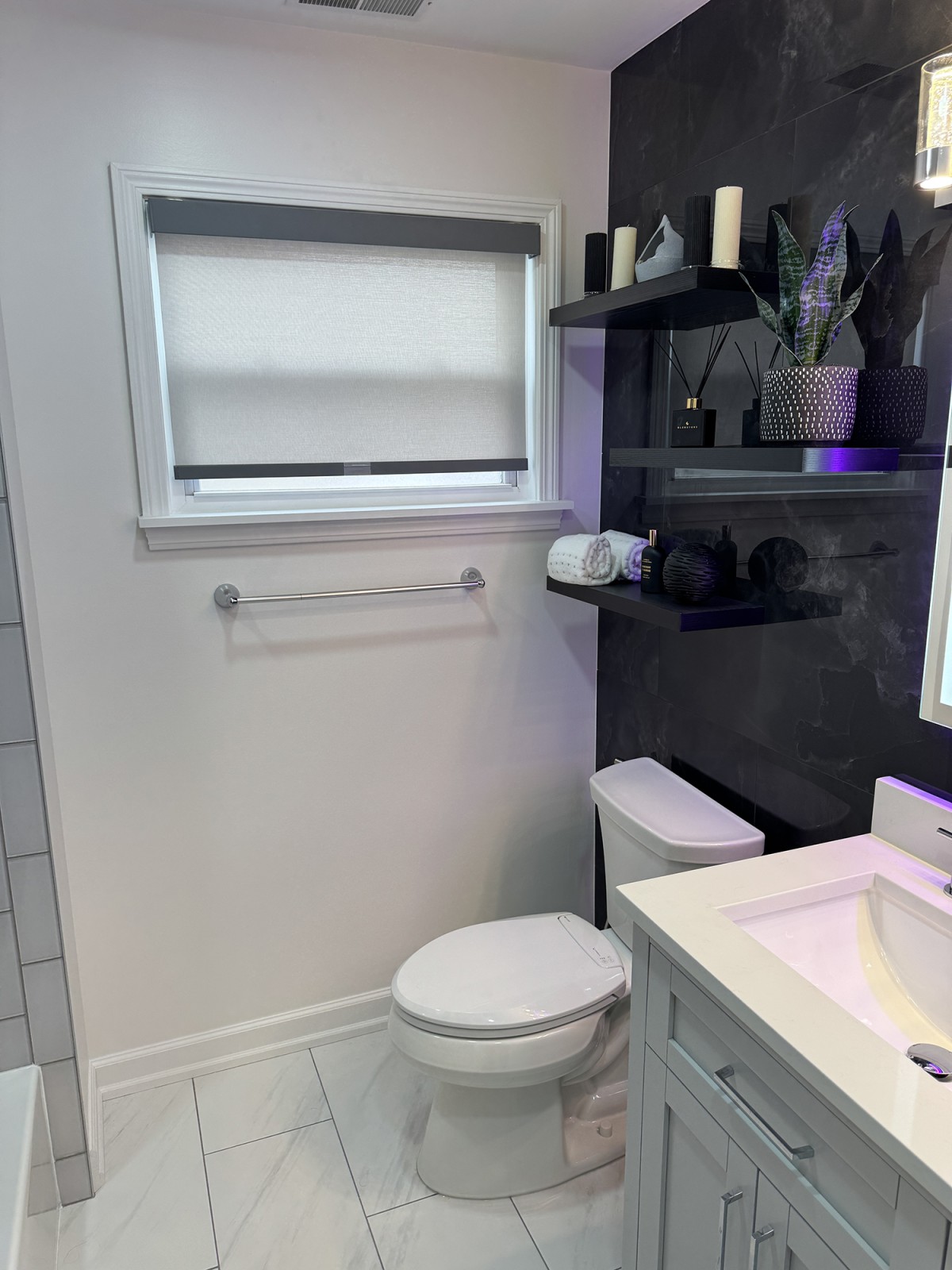 Bathroom Remodeling picture