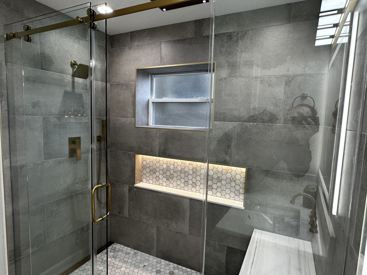 Bathroom Remodeling picture