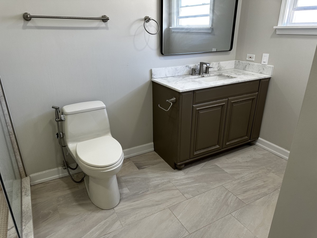 Bathroom Remodeling picture