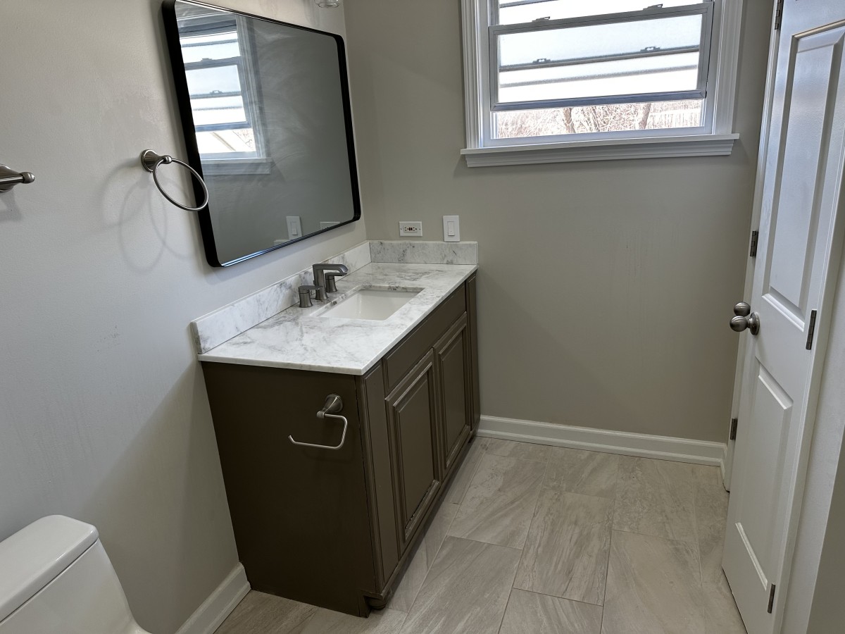 Bathroom Remodeling picture