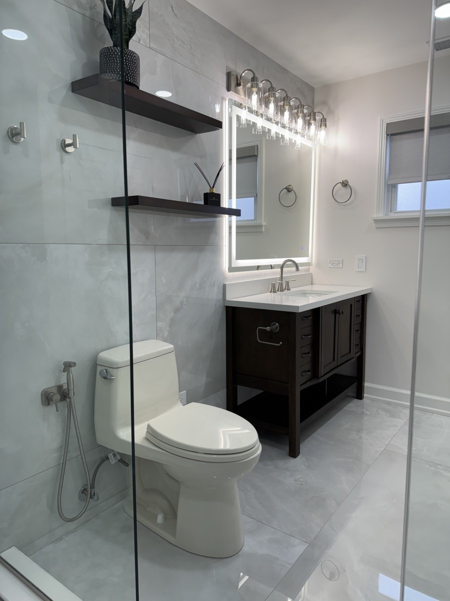 Bathroom Remodeling picture