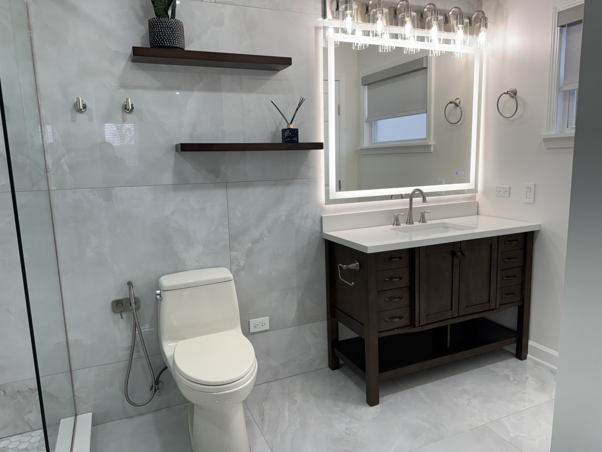 Bathroom Remodeling picture