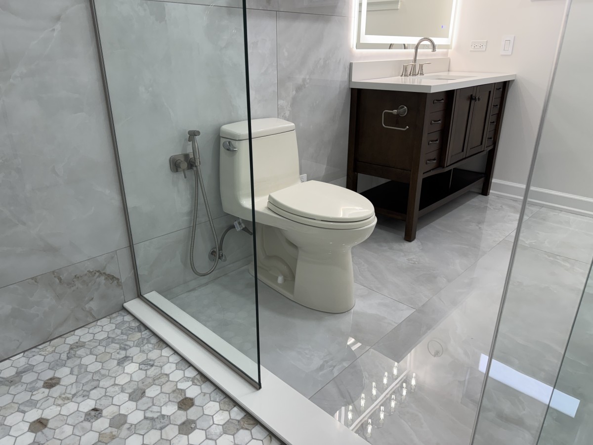 Bathroom Remodeling picture
