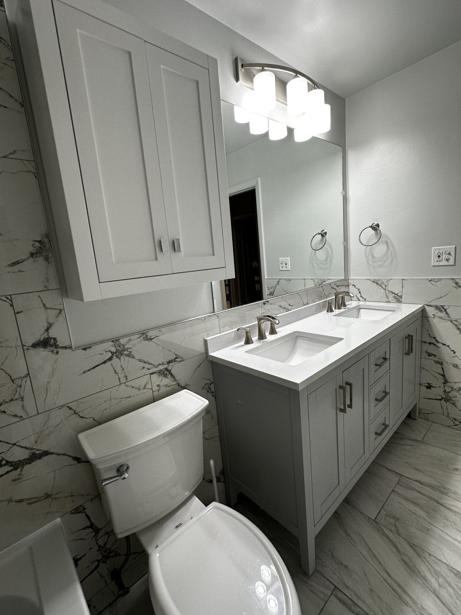 Bathroom Remodeling picture