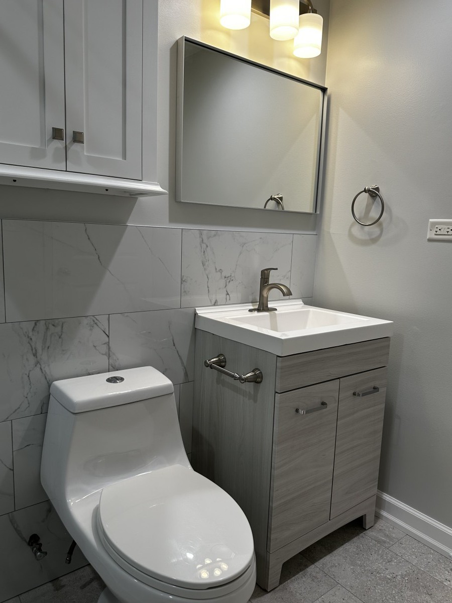 Bathroom Remodeling picture