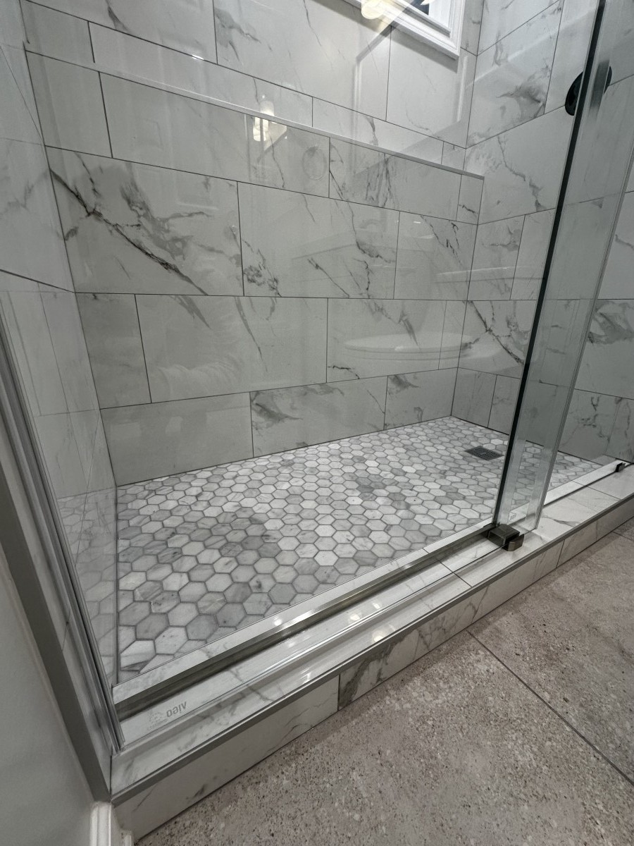 Bathroom Remodeling picture