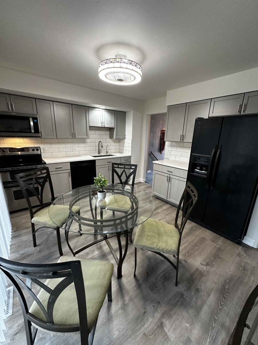 Kitchen Remodeling picture