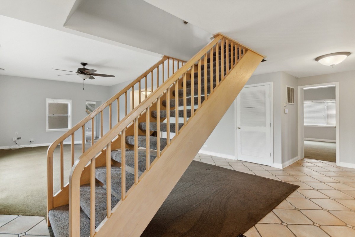 Living Room Remodeling in Chicagoland picture