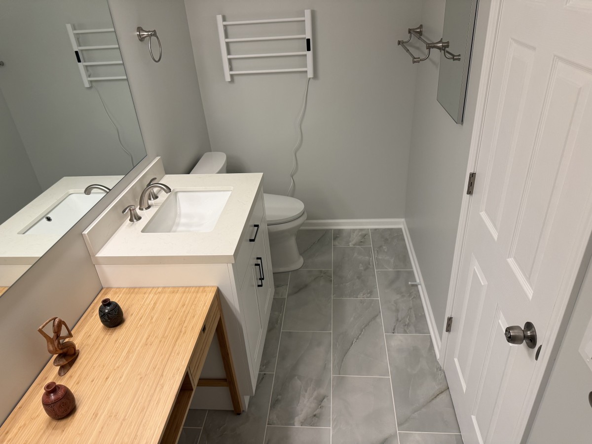 Bathroom Remodeling picture