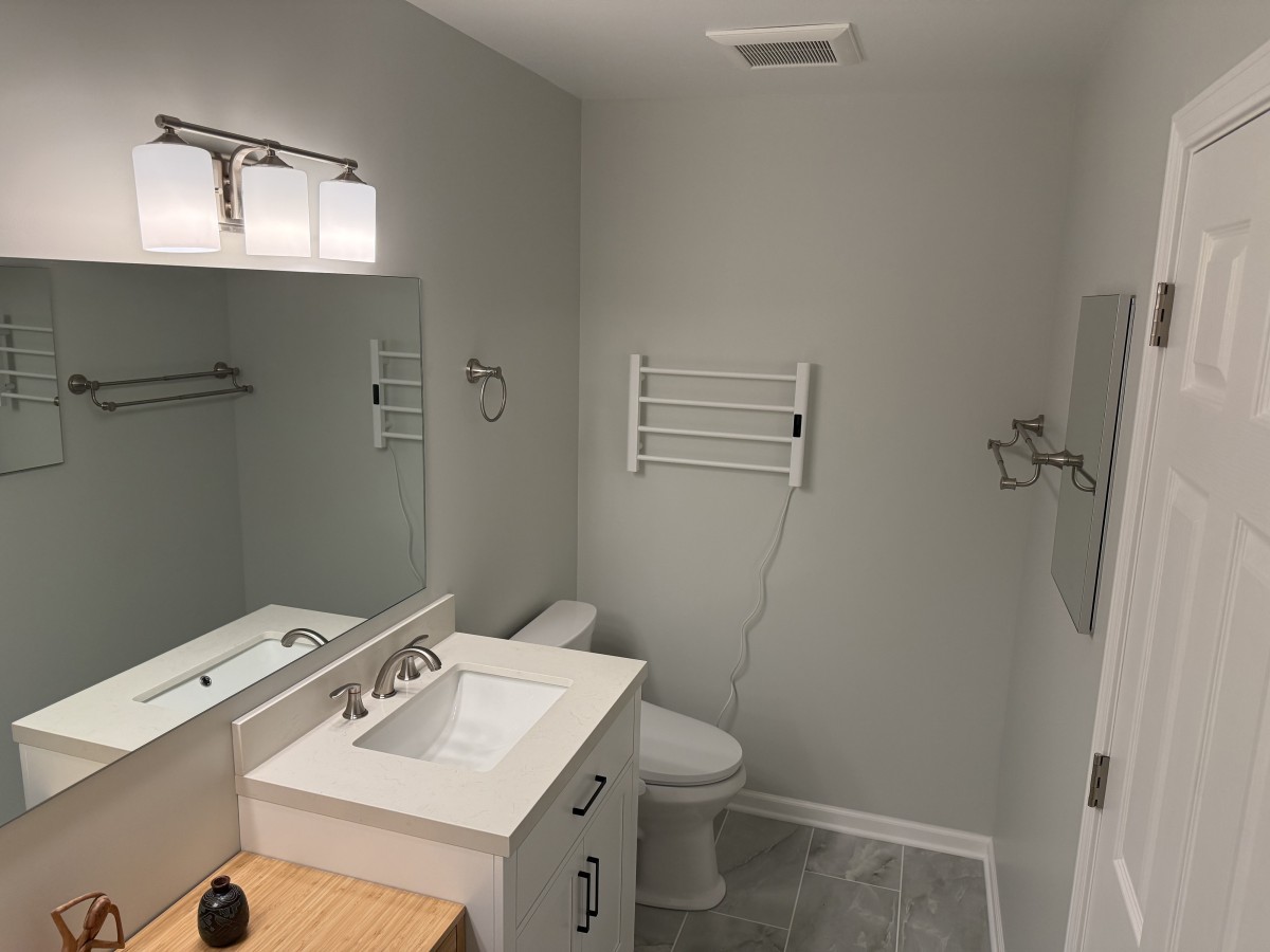 Bathroom Remodeling picture