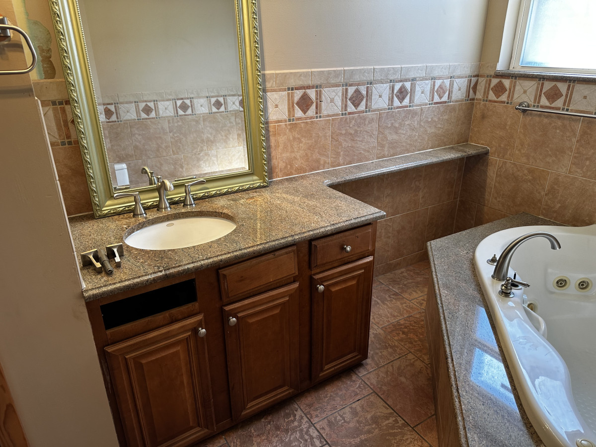Bathroom Remodeling picture