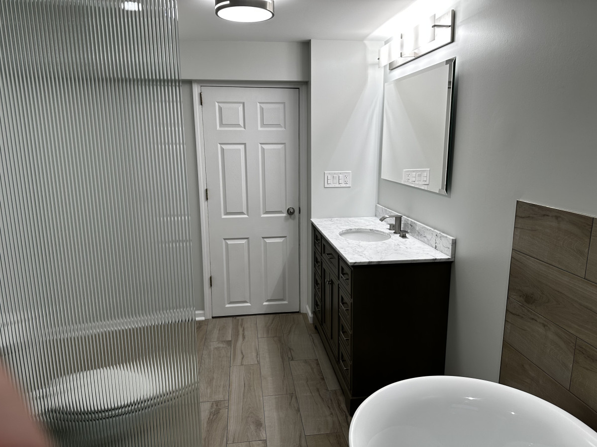 Bathroom Remodeling picture