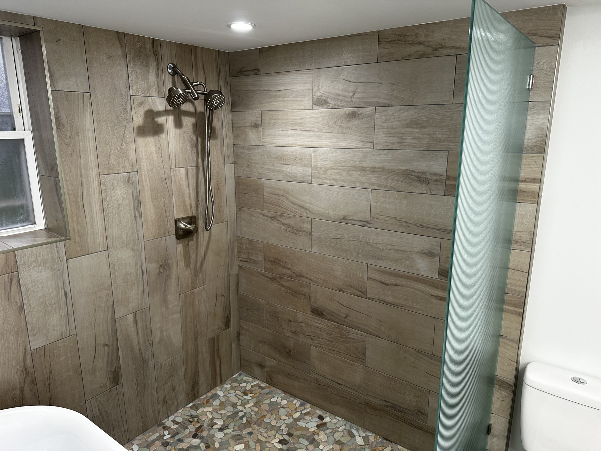 Bathroom Remodeling picture
