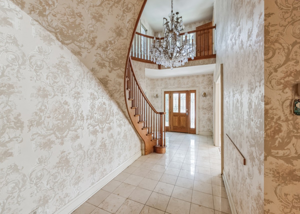 Hallway Renovations in Chicagoland picture